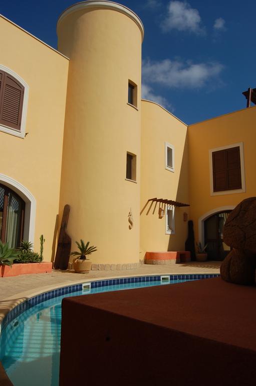 El Mosaico Del Sol Hotell Lampedusa Exteriör bild