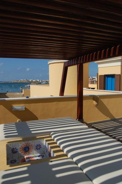 El Mosaico Del Sol Hotell Lampedusa Exteriör bild